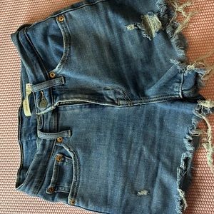 Levi Jean Shorts